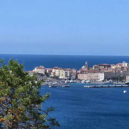 New Upmarket Air-conditioned T3 With Sea View New Condition 78m 45m Apartment