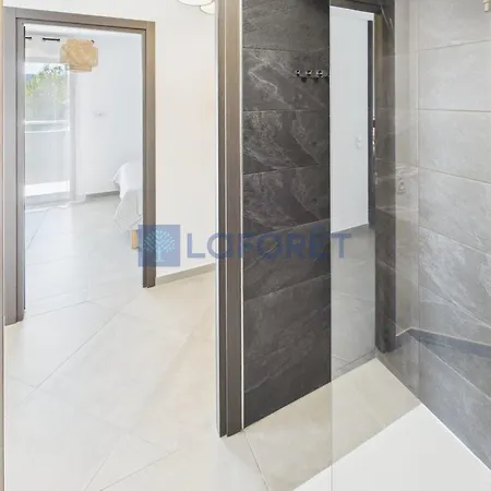 New Upmarket Air-conditioned T3 With Sea View New Condition 78m 45m *