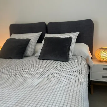 New Upmarket Air-conditioned T3 With Sea View New Condition 78m 45m Apartment Ajaccio (Corsica)